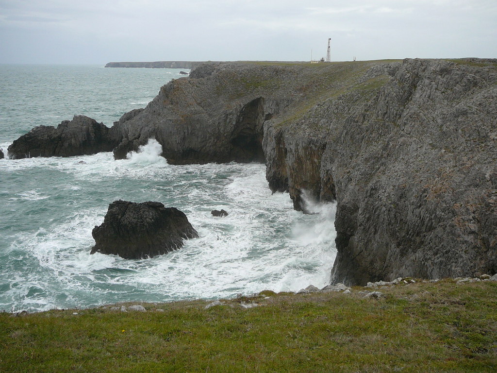 Saddle Head, Limestone