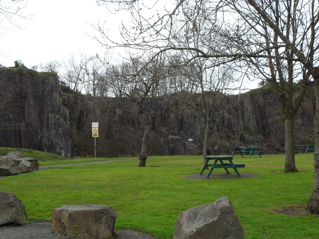 Auchinstarry Quarry